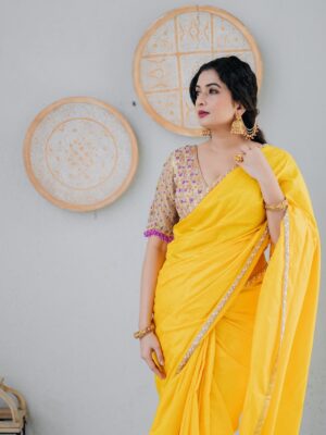 Sonal Monteiro Instagram - ಸುಖ-ಶಾಂತಿ ಸದಾ ನಿಮ್ಮ ಮನೆಯಲ್ಲಿ ನೆಲೆಸಲಿ. ಎಲ್ಲರಿಗೂ ಹಬ್ಬದ ಶುಭಾಶಯಗಳು. ❤️ 

Wearing @maya_designer_studio_ 
Makeup @jaya.makeup_artist 
Hair - @makeover_by_rashmitha7 
Styled by @mousumilija 
Photographer @creativesbynostalgia 
Location @thesambhrama 
Jewellery- @thespatika

#sonalmonteiro