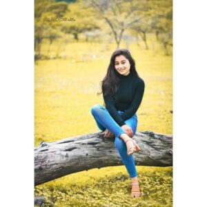 Sonali Dalvi Instagram - Don't compromise yourself - you're all you have~šš #beyourselfā¤ļøš #fashion #style #stylish #love #me #cute #photooftheday #nails #hair #beauty #beautiful #instagood #pretty #swag #pink #girl #girls #eyes #design #model #dress #shoes #heels #styles #outfit #purse #jewelry #shopping #glamandglits