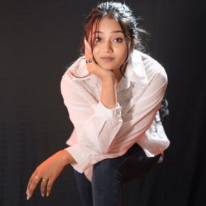 Sonali Dalvi Instagram - āą¤Ø ą¤ą¤¾ą¤Øą„ ą¤ą„ą¤Æą„ą¤ ą¤ą¤øą¤¾ ą¤¹ą„ą¤¤ą¤¾ हą„,
ą¤øą¤¾ą¤²ą„ą¤ ą¤øą„ ą¤¤ą„ą¤®ą„ą¤¹ą„ą¤ ą¤¦ą„ą¤ ą¤°ą¤¹ą„ ą¤¹ą„ą¤,
ą¤²ą„ą¤ą¤æą¤Ø फिर ą¤ą„ हर ą¤°ą„ą¤ ą¤ą¤øą¤¾ ą¤²ą¤ą¤¤ą¤¾ हą„
ą¤ą„ą¤øą„ ą¤¤ą„ą¤®ą„ą¤¹ą„ą¤ ą¤Ŗą¤¹ą¤²ą„ ą¤¬ą¤¾ą¤° ą¤¦ą„ą¤ą¤¾ ą¤¹ą„ą„¤
हर ą¤®ą„ą¤²ą¤¾ą¤ą¤¾ą¤¤ ą¤®ą„ą¤ ą¤ą¤ नया ą¤ą¤¹ą¤øą¤¾ą¤ø ą¤¹ą„ą¤¤ą¤¾ हą„,
ą¤ą¤° हर बार ą¤¤ą„ą¤®ą¤øą„ ą¤®ą„ą¤¹ą¤¬ą„बत ą¤ą¤° ą¤ą¤¹ą¤°ą„ ą¤¹ą„ ą¤ą¤¾ą¤¤ą„ ą¤¹ą„ą„¤ā
#couple #mohabbat #pyar #cutesmile #instagramreels #picture #photographylovers
pc @om_sharma_photography @amir_maner_photography