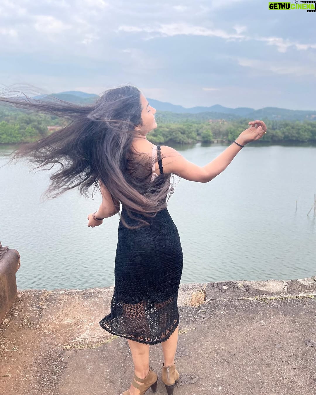 Sonali Dalvi - 5K Likes - Enjoying life as it is.

Pc : @_mesahil

#goadiaries #solotraveller #goa #traval #goabeach #goalife #ınstagood  #viral #photographylovers