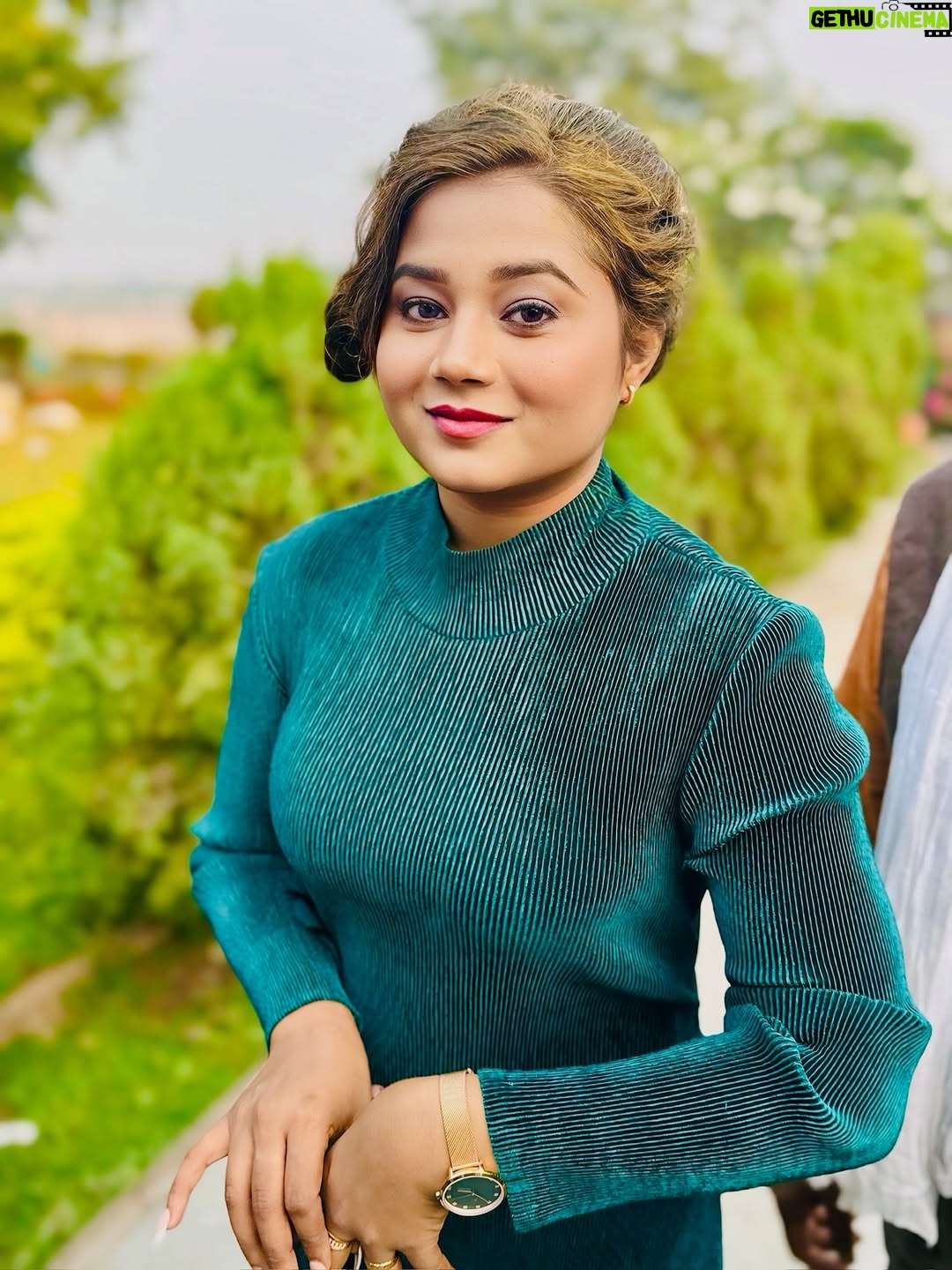 Sonali Dalvi - 1.1K Likes - “Sometimes, a character teaches us lessons that shape our journey forward.
No religion should ever stand above humanity.
What truly matters is the kind of human being we are.
And understanding that is essential for every soul.” 

That is what My future film KGN is very special ❤️ 

#sonalli  #actress  #instagram  #actress🎬  #queen #fashion  #instagram #working  #life  #acting #career  #star  #manifesting  #hardwork