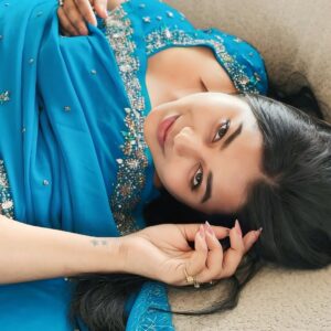 Sonali Dalvi Instagram - Pretty distraction ā¤ļøš
#sareefashion #instagram #glamour #actress #sareelovers
