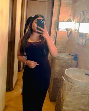 Sonali Dalvi Instagram - ā¤ļøšDINNER ā¤ļø
#one8 #explorepage #mumbai #juhu #instagram #sonalli09