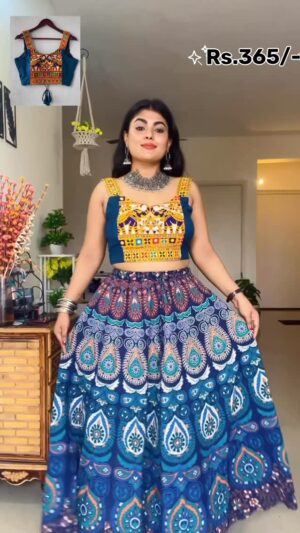 Sonali Singh Instagram - Garba Outfits From Meesho ✨💕
#whatiorderedvswhatigot #garbalook😍❤️✨🙈 #meeshofinds #meeshofinds #meeshofashion #meeshoshopping #meeshohaul #meeshoapp #meeshocollection🛍️ #meeshoproducts #festiveetsyfinds #festivewear❤️