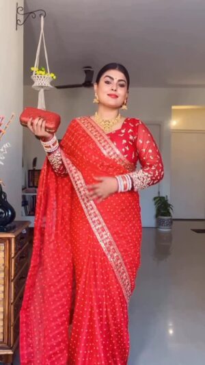 Sonali Singh Instagram - Full Karwachauth Look From Meesho ✨✨🛍️🌙
.
.
.
.
.
#grwm #grwmoutfit #grwmreels #karwachauthspecial #karwachauth #karwachauthlook #whatiorderedvswhatigot #meeshofinds #meeshofashion #meeshoshopping #meeshohaul #meeshoapp #meesho #meeshotrendz #festivewear