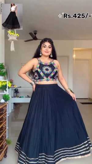 Sonali Singh Instagram - Garba Recommends Ft.Meesho ✨🛍️💕
.
.
.
.
.
.
.
#whatiorderedvswhatigot #garbalook😍❤️✨🙈 #meeshofinds #meeshofinds #meeshofashion #meeshoshopping #meeshohaul #meeshoapp #meeshocollection🛍️ #meeshoproducts #festiveetsyfinds #festivewear❤️