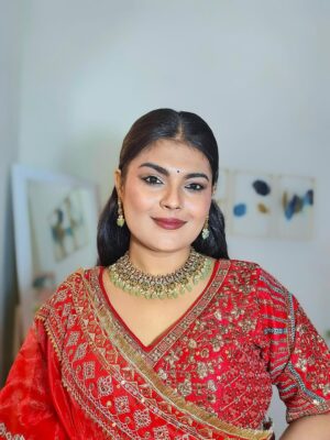 Sonali Singh Instagram - This Red Look ✨when you are Half Married ❤️
.
.
.
.
.
#sareelook #photoshoot #sareelove❤️ #indianlook #photography #trending #fashion #style #explore #explorepage✨ #lookoftheday