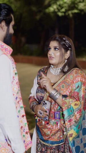 Sonam Kethwas Instagram - Navratri special ❤️|| mil jya mujhko agar sath tera 🥹|| 

Makeup:- @desire_the_beauty_salon 

#réel #reelsinstagram #reelsvideo #reelitfeelit #reef2reef #trending #trendingsongs