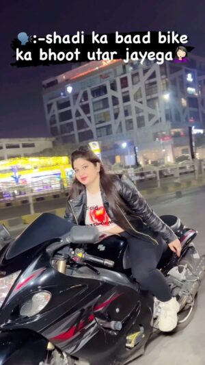 Sonam Kethwas Instagram - Mention in your story 🖤🏍️ @ruddhuverma 

#reels #reelsinstagram #reelitfeelit #hayabusa #hayabusa2 #hayabusa_lover #hayabusa1300 #hayabusafans #bike #bikelovers #trendingreels #trending