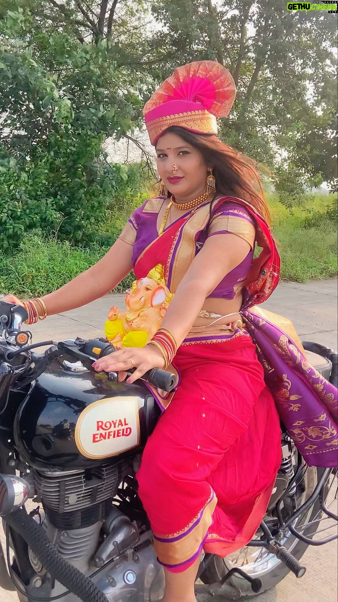 Sonam Kethwas - 1.3K Likes - Bappa ❤️🙏🏻🥹 

#ree #reelsvideo #reelsinstagram #reelsindia #reelitfeelit #trending #bappamorya #bappa #indore