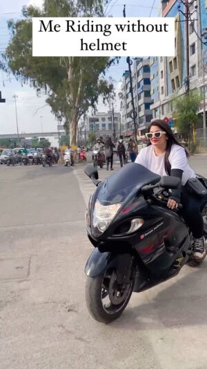 Sonam Kethwas Instagram - Hayabusa girl 👧🖤
#trending #trendingreels #trendingsongs #viralvideos #viral #video #hayabusa #hayabusa2 #hayabusa_lover #hayabusa1300 #réel #reelsvideo #reelitfeelit #reelsvideo #reelsindia