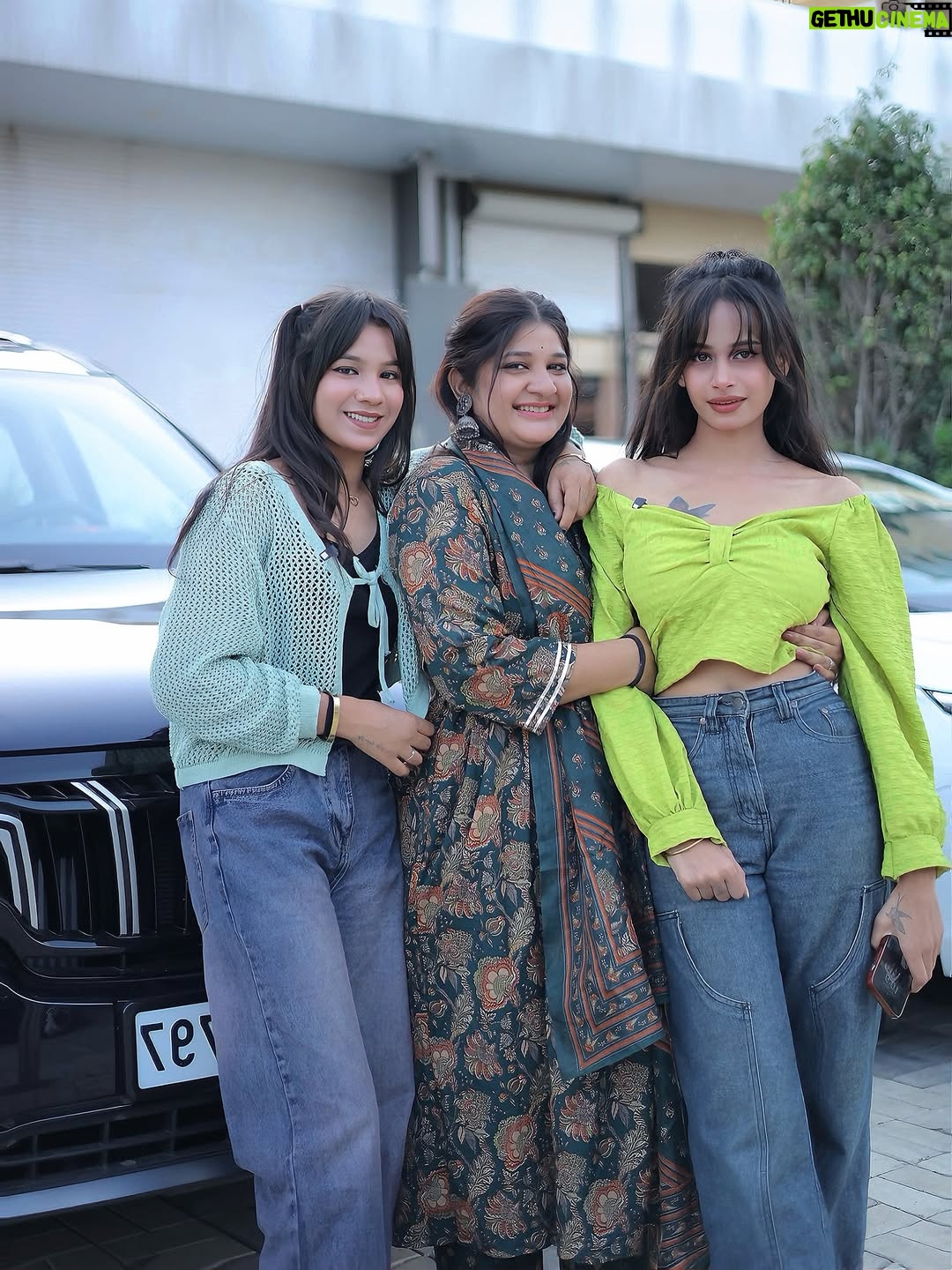 Sonam Kethwas - 1.9K Likes - some time with friends🫶🏻♥️✨@divyasonii_01

#newpost #indore #friendship #instagram