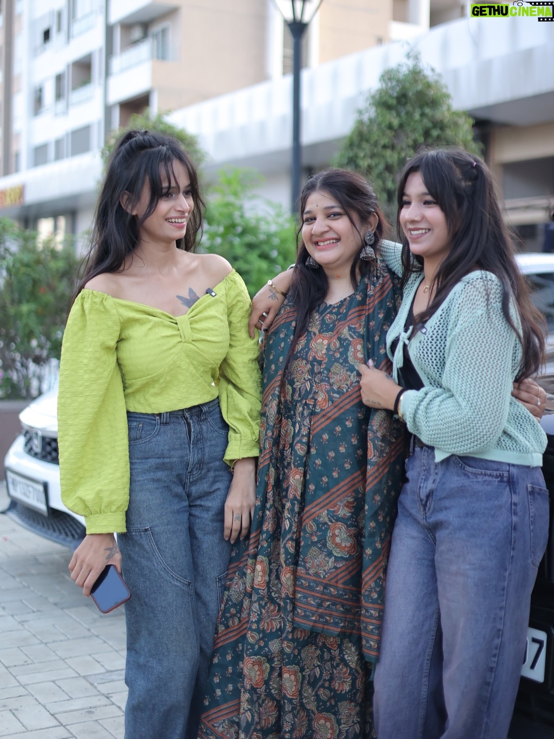 Sonam Kethwas - 1.9K Likes - some time with friends🫶🏻♥️✨@divyasonii_01

#newpost #indore #friendship #instagram