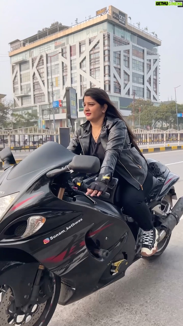 Sonam Kethwas - 3.1K Likes - Hayabusa girl 🖤🏍️ 

#reels #hayabusa #hayabusa1300 #suzukihayabusa #bikelover #bikelove #trending #trendingreels #viralvideos #viral #reelitfeelit