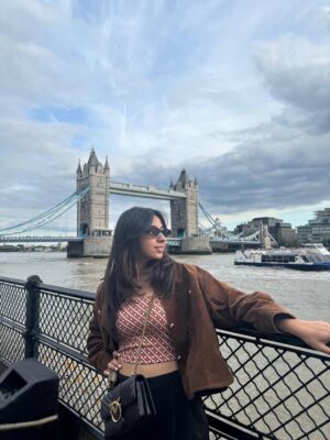 Sonam Pirani Instagram - London and me- a new love storyā„ļø