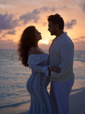 Sonarika Bhadoria Instagram - Our greatest adventure yet🫠🪬✨🫀🏡♾️🧿

📸 @zameeth07