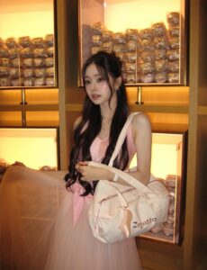 Actress Song Jia HD Photos and Wallpapers September 2025