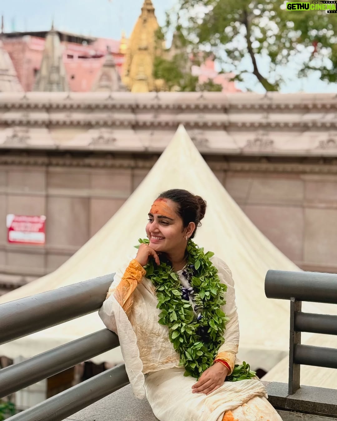 Sonia Singh - 100.7K Likes - "It’s not I who holds on to Shiva… it is Shiva who never lets me go.”

Dress courtesy: @shilpacouture (thank you for always joining my spiritual journey)