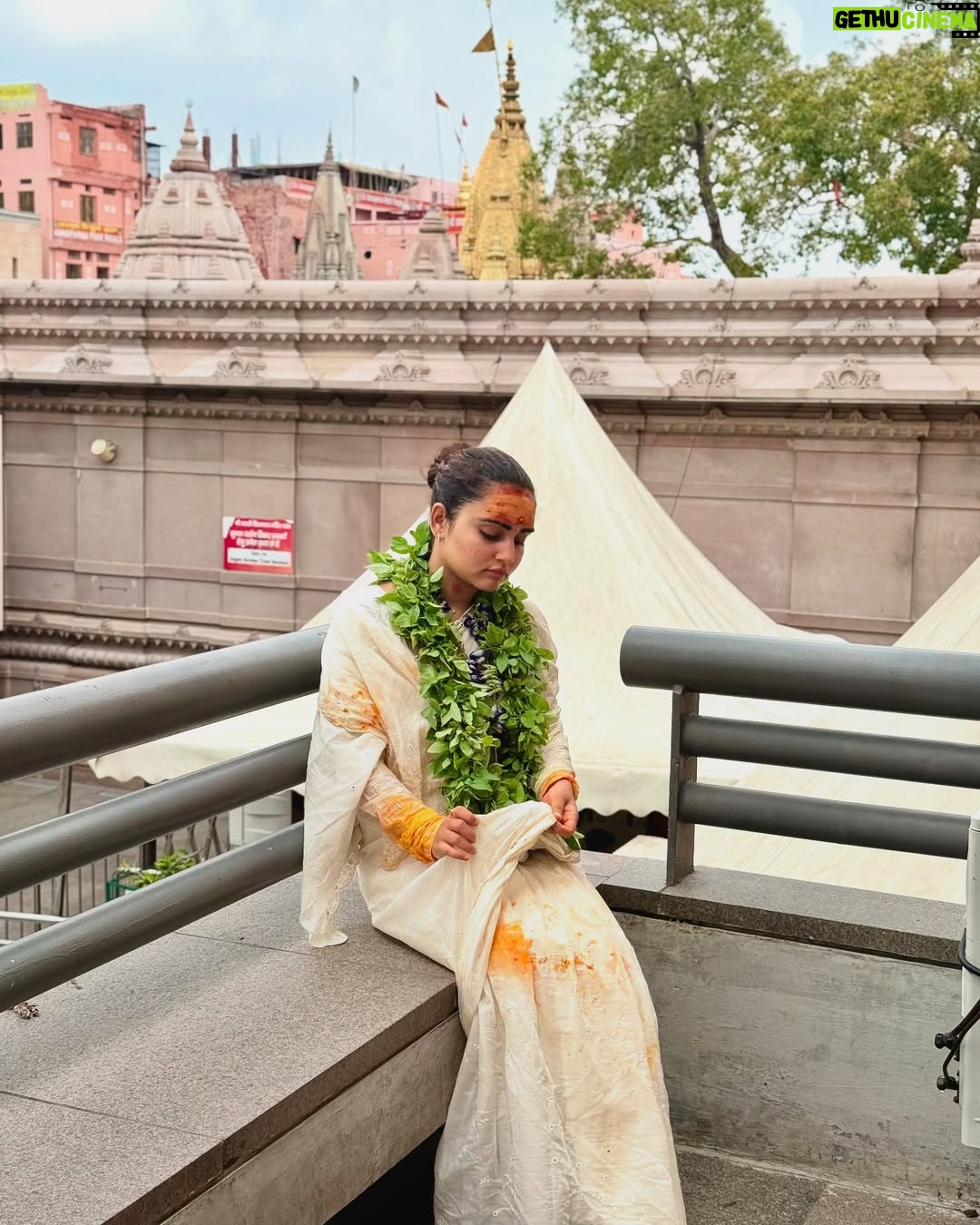 Sonia Singh - 100.7K Likes - "It’s not I who holds on to Shiva… it is Shiva who never lets me go.”

Dress courtesy: @shilpacouture (thank you for always joining my spiritual journey)