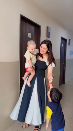 Sonia Thakur Instagram - #reelsinstagram #followforfollowback #soniarajput💕 #instagood #family #trendingreels #maa