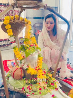 Sonia Thakur Instagram - #jaibholebaba 🙏🏻