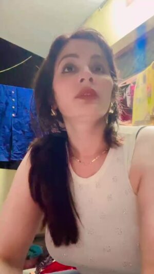 Sonia Thakur Instagram - Waheguru ji mehra kro 🙏🏻Bs Kro hun 🙏🏻 🥺
Bhut bura hal sare paase 😭🙏🏻