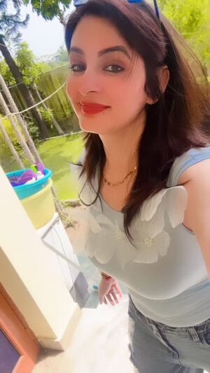 Sonia Thakur Instagram - #reelsinstagram #followforfollowback #soniarajput💕 #videoviral #instagram #family #instagood #instagram