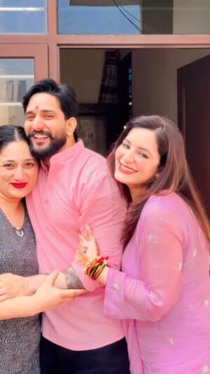 Sonia Thakur Instagram - Happy rakshabandhan sabhi ko ❤️🙏🏻