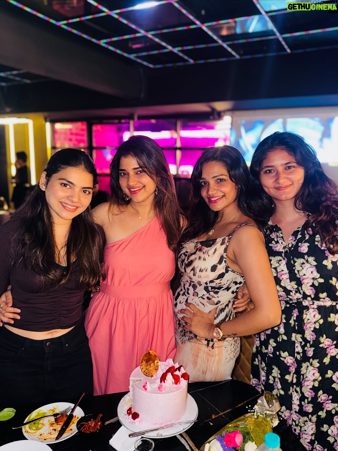 Soniya Suresh - 8.5K Likes - 25 and loved ❤️
Thanks to each and everyone for the wishes and blessings🥹
FOREVER GRATEFUL ❤️