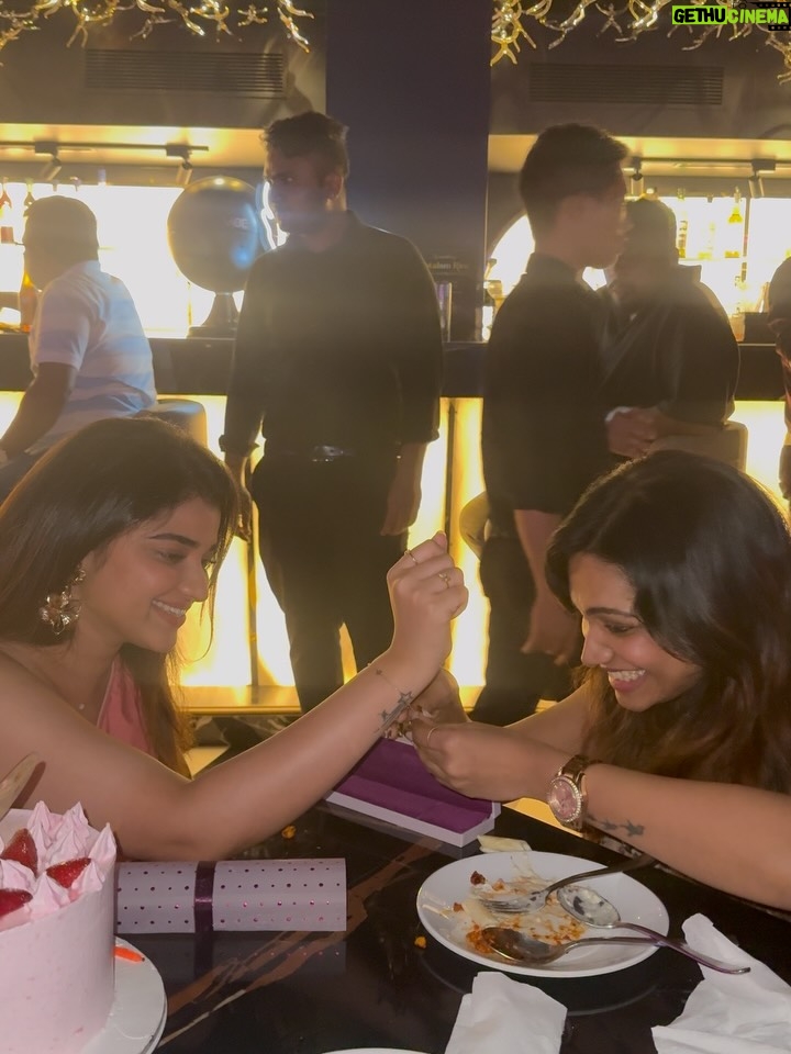Soniya Suresh - 8.5K Likes - 25 and loved ❤️
Thanks to each and everyone for the wishes and blessings🥹
FOREVER GRATEFUL ❤️