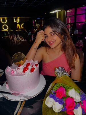 Soniya Suresh Instagram - 25 and loved ❤️
Thanks to each and everyone for the wishes and blessings🥹
FOREVER GRATEFUL ❤️