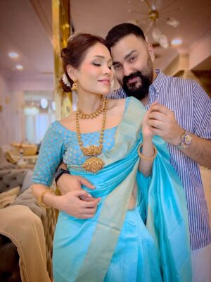 Sonu Kakkar Instagram - Happy Karwachauth ♥️🥰

#karwachauth