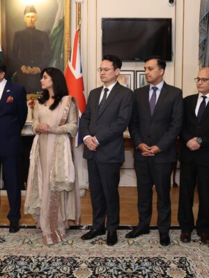 Sonya Hussyn Instagram - London, UK VISIT – Representing My country PAKISTAN - September 2025 🇵🇰 🇬🇧 

Honoured to meet Dr. Mohammed Faisal, High Commissioner of Pakistan to the UK, during the promotional run for Deemak. 

Alongside sharing about our film, we also discussed film budgets and future collaborations. I truly believe Pakistan should be working on international partnerships, especially with the UK to bring our stories to a wider global audience. 🌍

Deemak releases worldwide this October, carrying forward conversations on generational trauma, mental health, and family unity based on true stories. Feeling grateful to see Pakistani cinema making its way onto the global stage.
Thankyou London for all the Love 🤍

@officialfahadhussayn 
#deemak #deemakfilm #pakistan #london #uk #pakistanhighcommision #sonyahussyn #sonyahussaiyn #grwm