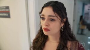 Sophie Charlotte Instagram - ABSOLUTE NOVELÃO 🛐 O zoom, as atuações, a cena… Simplesmente #TrêsGraças! A reação da Gerluce 😭