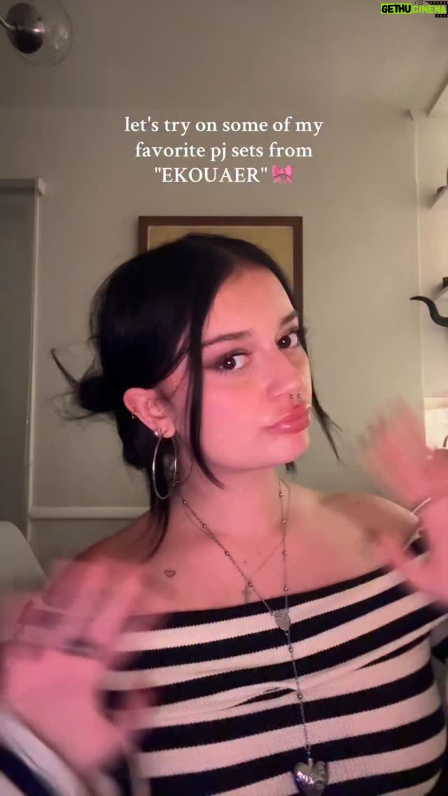 Sophie Fergi - 1.4K Likes - COMMENT YOUR FAV 🎀 @ekouaerofficial #ComfortNoCompromise #Ekouaer10Years #FromHometoEverywhere #EkouaerFHTE #reels #reelsinstagram #reelsvideo #reelsviral #reelitfeelit #reel