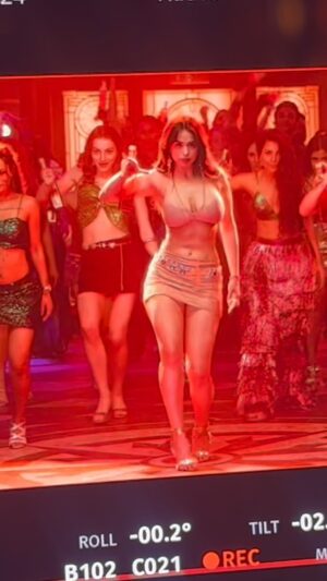 Soundarya Sharma Instagram - Your LAAL PARI & the Camera Roll 🍷🍯🍟🍕🍿🍫🌶️
#SoundaryaSharma #LaalPari #Trending #Reels #Housefull5