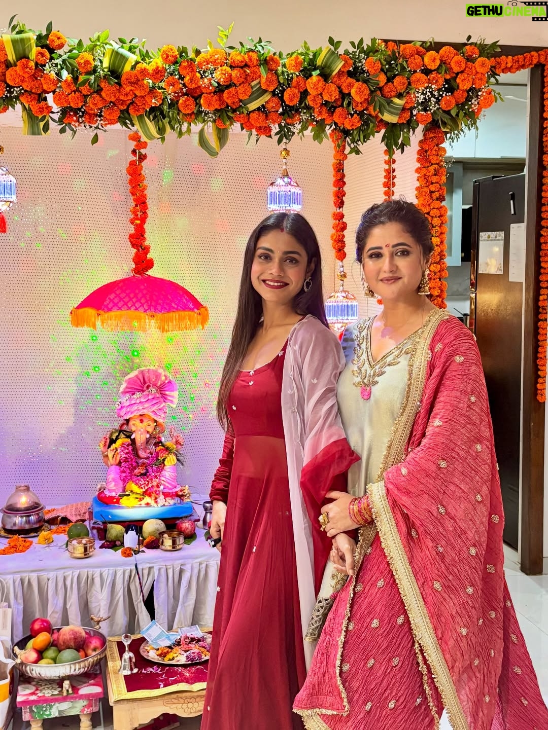 Sreejita De - 83.7K Likes - Our Ganesh Chaturthi was filled with laughter, happy faces and modals! Bolo Ganpati Bappa morya! 🙏🕉️🧿❤️🥰 #ganpatibappamorya Ganpati festival Day 1

Sreejita outfit @aachho 
#ganeshchaturthi #festive #indianwear #festivevibes #indian #german #husbandandwife #sreejitade