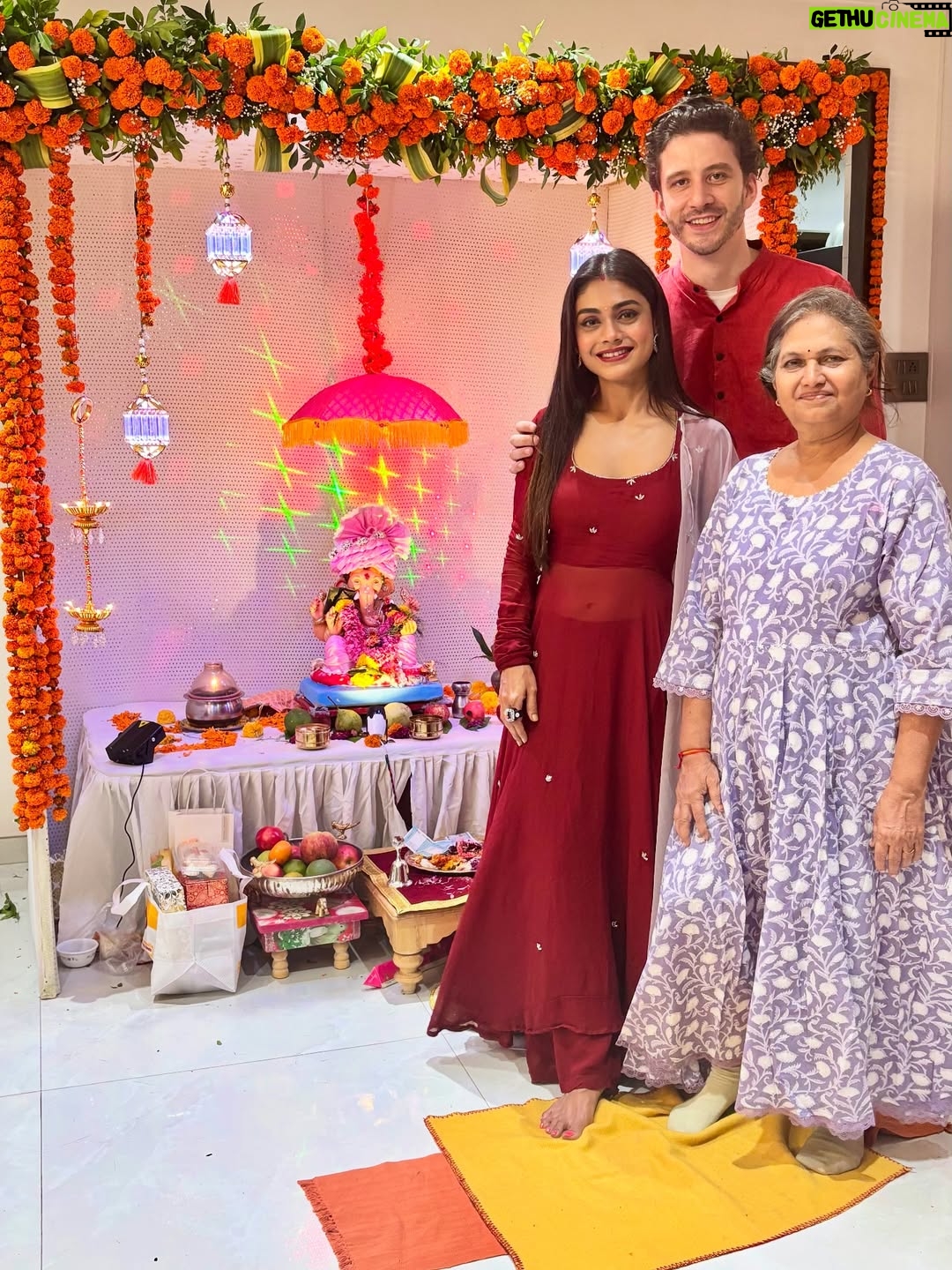 Sreejita De - 83.7K Likes - Our Ganesh Chaturthi was filled with laughter, happy faces and modals! Bolo Ganpati Bappa morya! 🙏🕉️🧿❤️🥰 #ganpatibappamorya Ganpati festival Day 1

Sreejita outfit @aachho 
#ganeshchaturthi #festive #indianwear #festivevibes #indian #german #husbandandwife #sreejitade