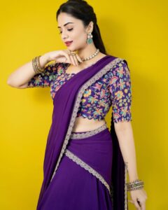 Actress Sreemukhi HD Photos and Wallpapers October 2025