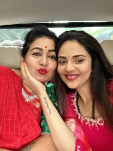 Actress Sreemukhi HD Photos and Wallpapers October 2025