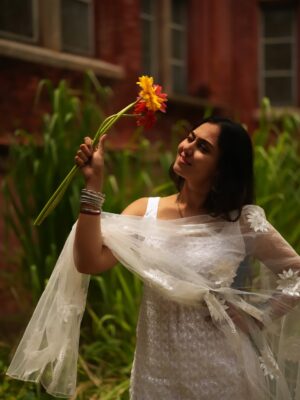 Sreethu Krishnan Instagram - Dancing in the moon’s  glow 🌝✨ 

📸 @gurugraphy._ 

#sreethukrishnan