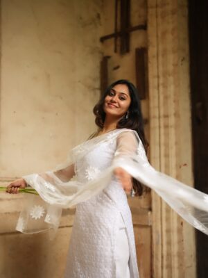 Sreethu Krishnan Instagram - Dancing in the moon’s  glow 🌝✨ 

📸 @gurugraphy._ 

#sreethukrishnan