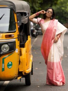 Actress Sreethu Krishnan HD Photos and Wallpapers October 2025