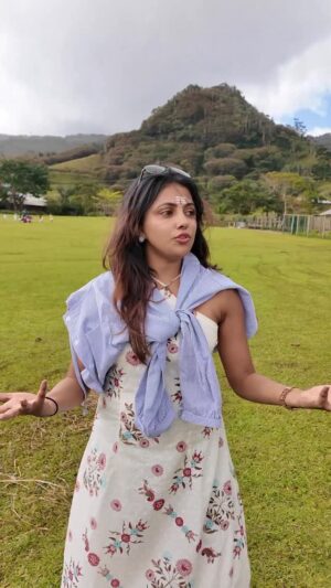 Sreevidya Nair Instagram - അല്ല, തെറ്റ് എന്റെ ഭാഗത്താണ്, ഞാൻ അങ്ങനെ ചോദിക്കാൻ പാടിലായിരുന്നു 😌🤭
Travel Partner - @ignite_travel_solution
#mauritiusexplored #gianttortoises #fun