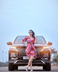 Actress Sridevi Ashok HD Photos and Wallpapers May 2025