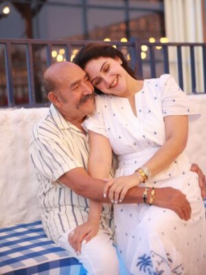 Sridevi Vijaykumar Instagram - The safest place i can rest on is your shoulders ..
On your birthday today , I want to thank you for every single thing you have done for me in my life, every single smile you have given me, every single tear you have wiped away... no words can express how much I love you and what you mean to me Appa...
My everything โฅ๏ธ my world โค๏ธ Happy birthday Appa๐ love you soooooo much daddyyyy๐ค
.
.
.
.
.
.
.
.
#happybirthday #myappa #daddysgirl #daddy #fatherslove #myeverything #mylife #alwaysyourlittlegirl #thankyou #myfather