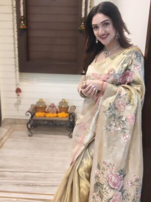 Sridevi Vijaykumar Instagram - Happy vinayaka chathurthi ๐๐
.
.
.
.
.
.
.
.
.
.
Saree @asnnexclusivecollections
Decor @kairagiftworld
#vinayakachavithi #ganeshchaturthi #ganesha #chaturthi #ganapati #ganapathibappamoriya #ganeshfestival