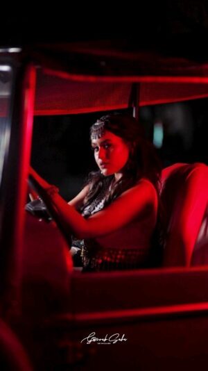 Srijeeta Chakraborty Instagram - Coz it's trending🥱😉#trending #trendingreels #reelsinstagram #reels