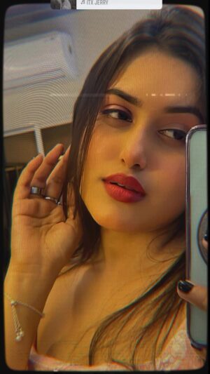 Srijeeta Chakraborty Instagram -