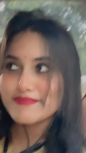 Srijeeta Chakraborty Instagram - 🫤🌹🌻